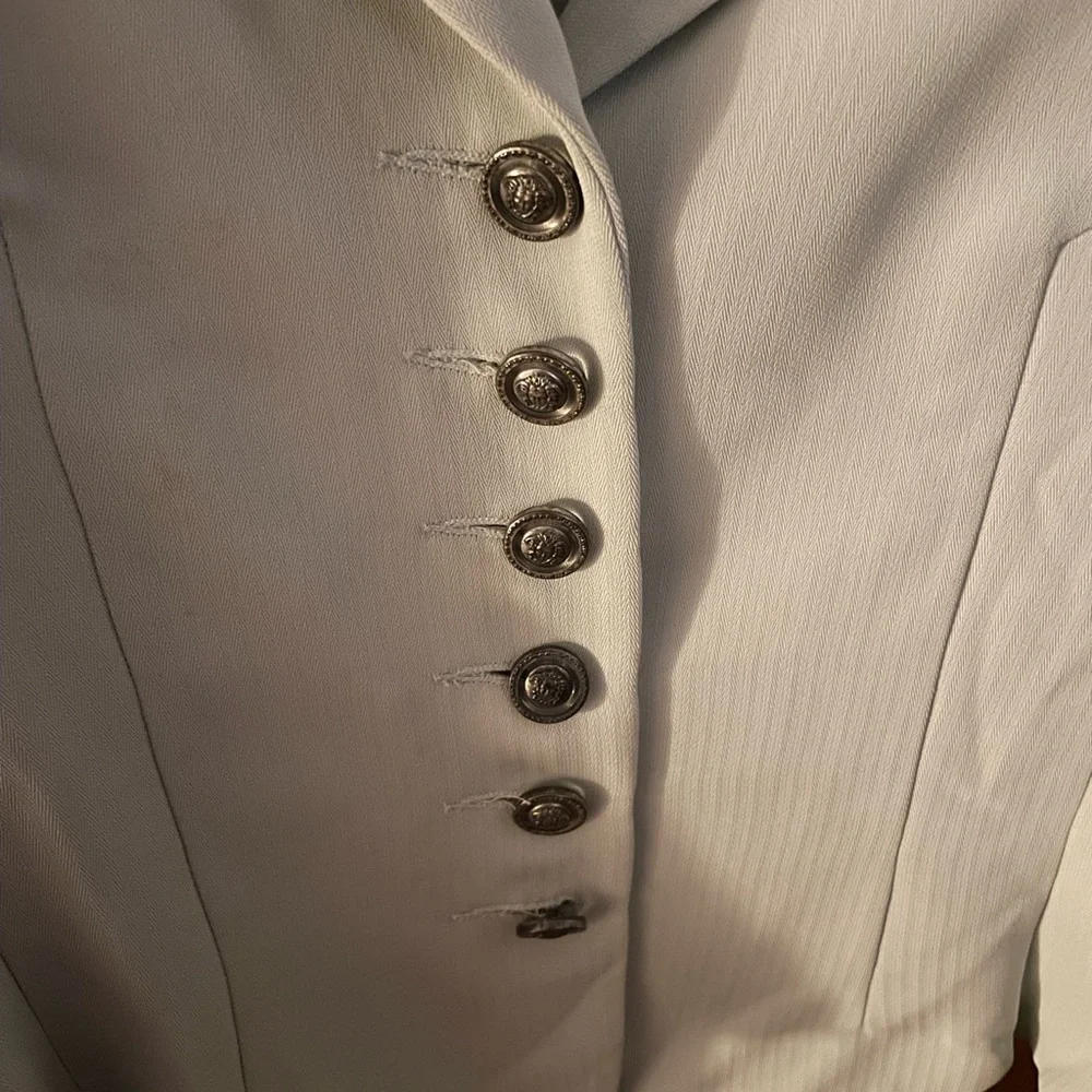 Lovely Jacqueline Conoir Jacket - Picture 2 of 5